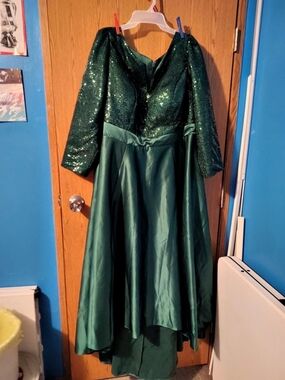Women's Green Sequin Maxi Dress Like New